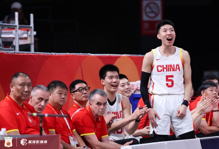 媒体人：这支日本二队没有单点爆破的选手 中国男篮放平心态即可
